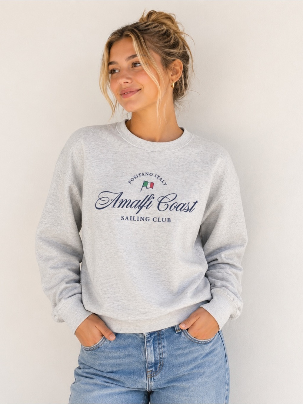 Hollister Easy Amalfi Coast Graphic Crew Sweatshirt XSmall - Picture 2 of 7